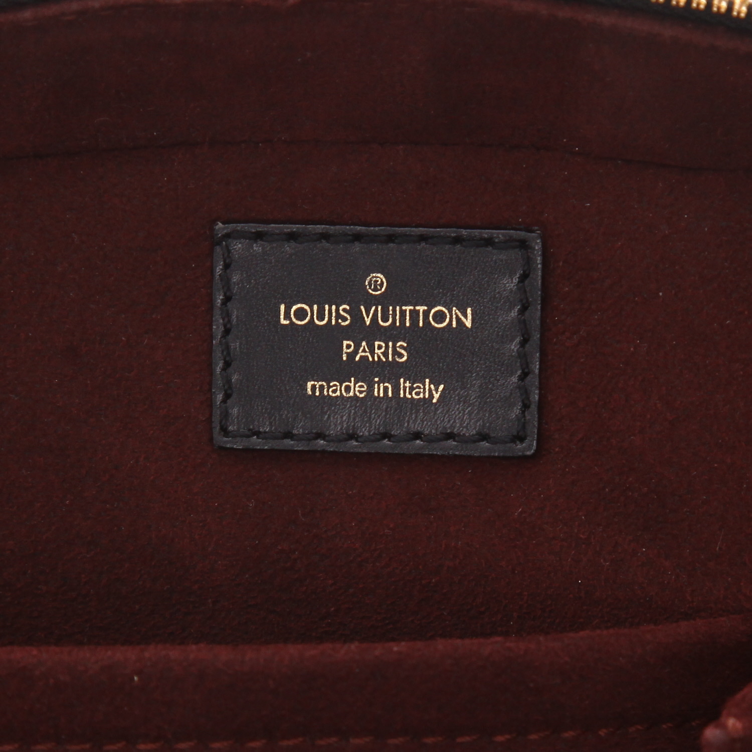 Sac à main Louis Vuitton  Vienna en cuir noir - Detail D2
