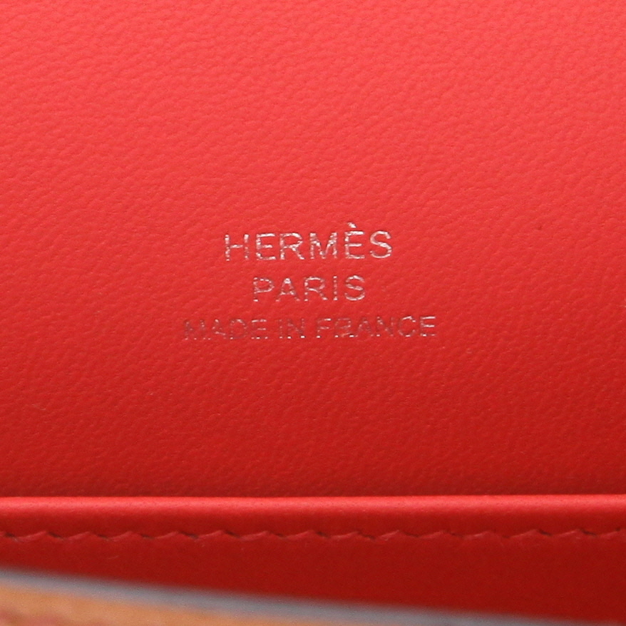 Bolso Hermès Kelly de 20 cm, en piel Epsom roja con letras H y detalles dorados - Detail D2