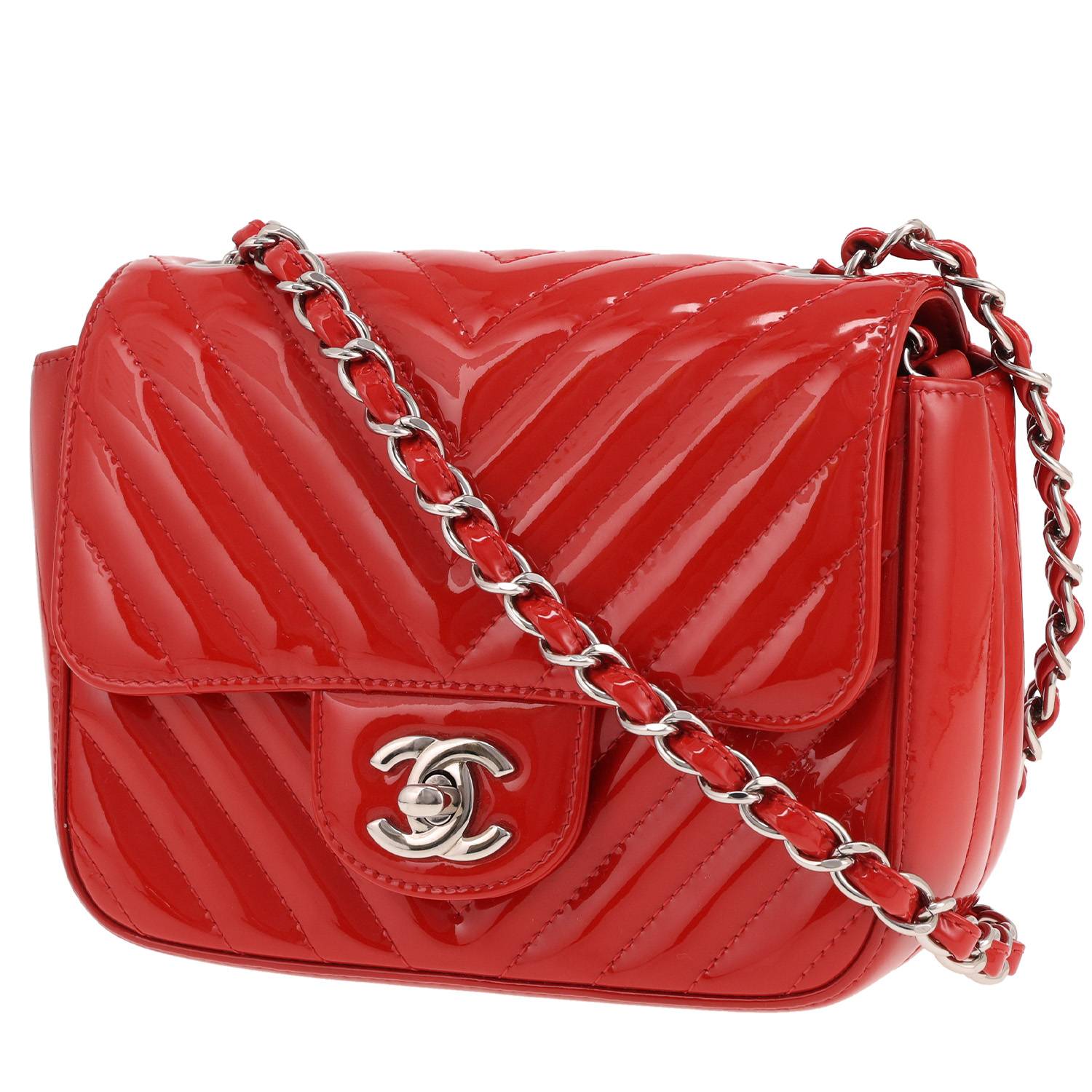 Chanel Mini Carré Timeless Bandoulière Cuir Verni – Occasion Chanel Mini Carré Timeless Bandoulière Cuir Verni – Occasion