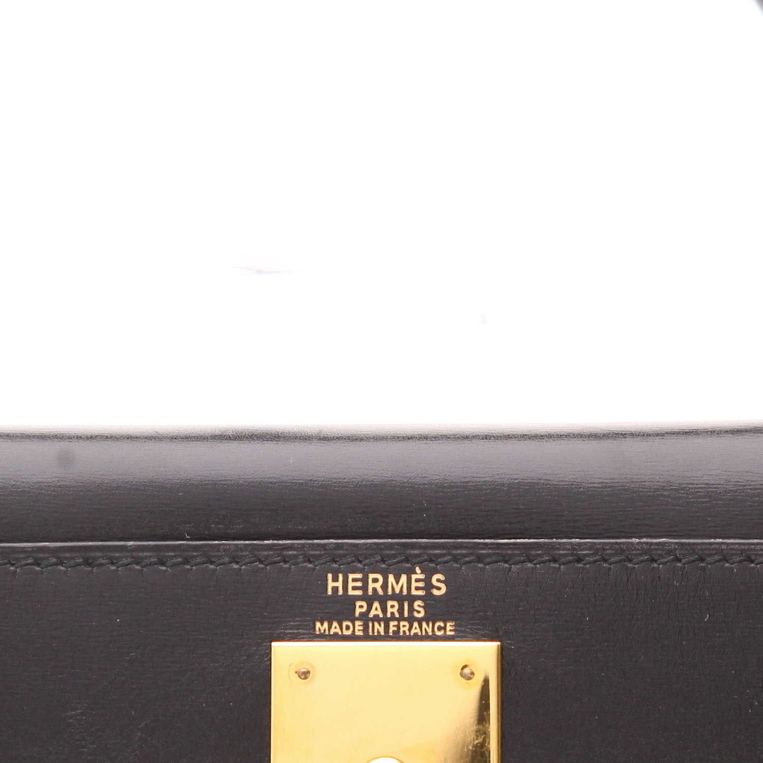 Borsa Hermès Kelly 28 cm in pelle nera effetto box - Detail D2