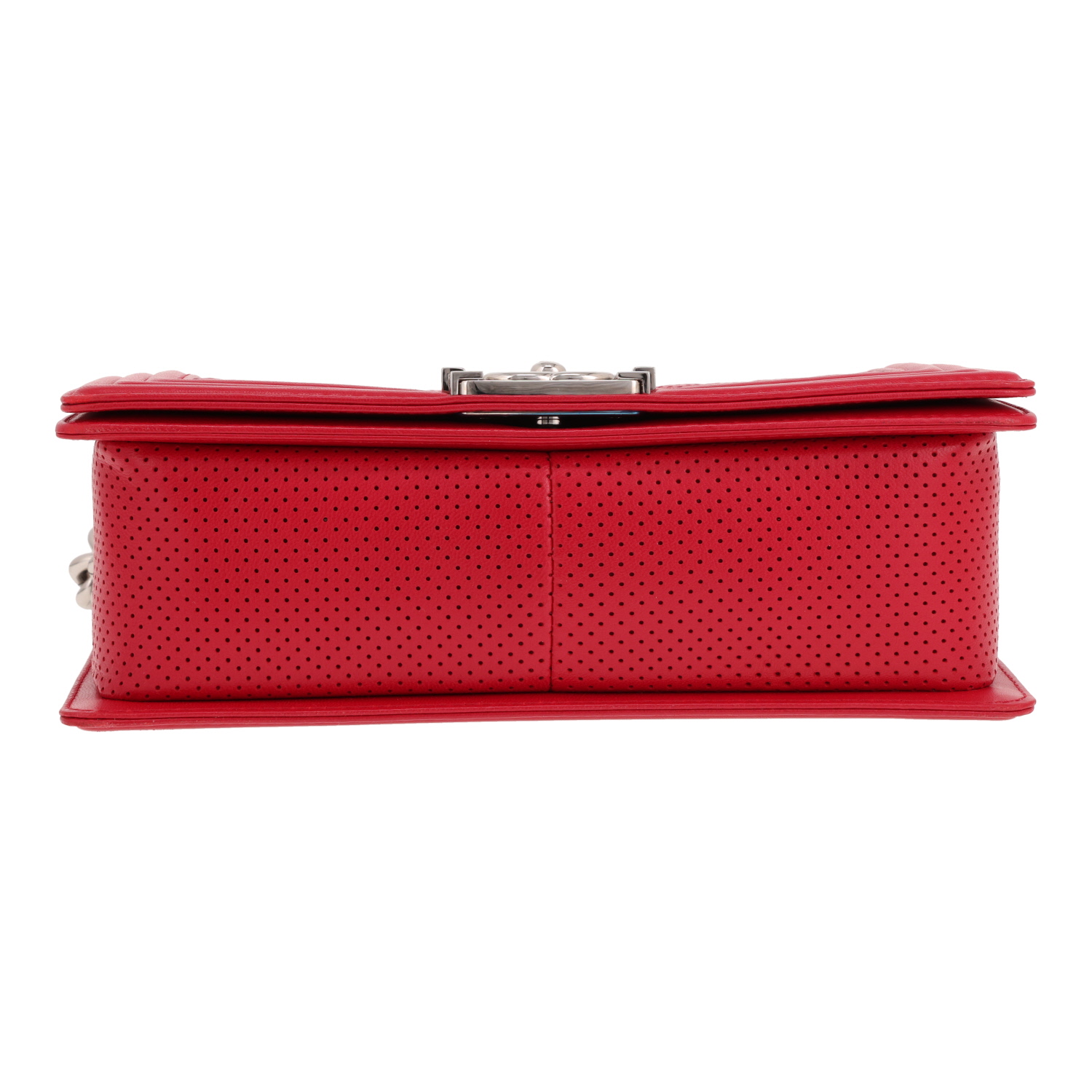 Chanel Boy shoulder bag in red quilted leather - Detail D1