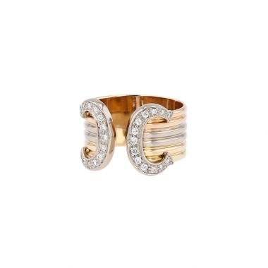 Anillo «C de Cartier» de Cartier, modelo grande, en tres tipos de oro y diamantes