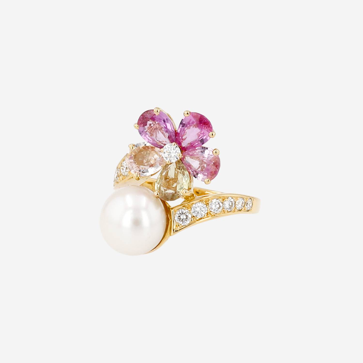 Anillo «Sapphire Flower» de Bulgari en oro amarillo, zafiros de colores y perla cultivada