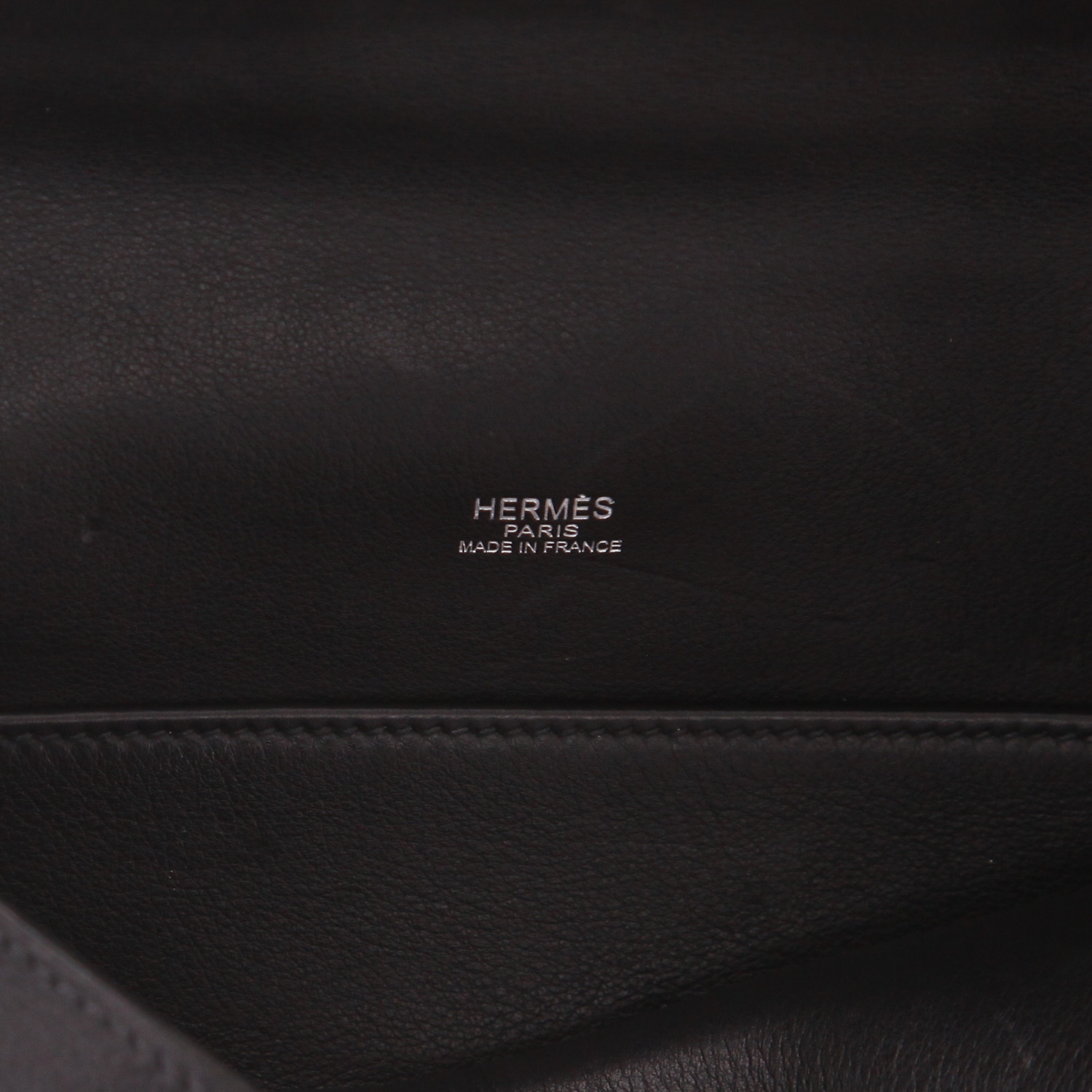 Pochette Hermès  Kelly Cut en cuir Evergrain noir - Detail D2