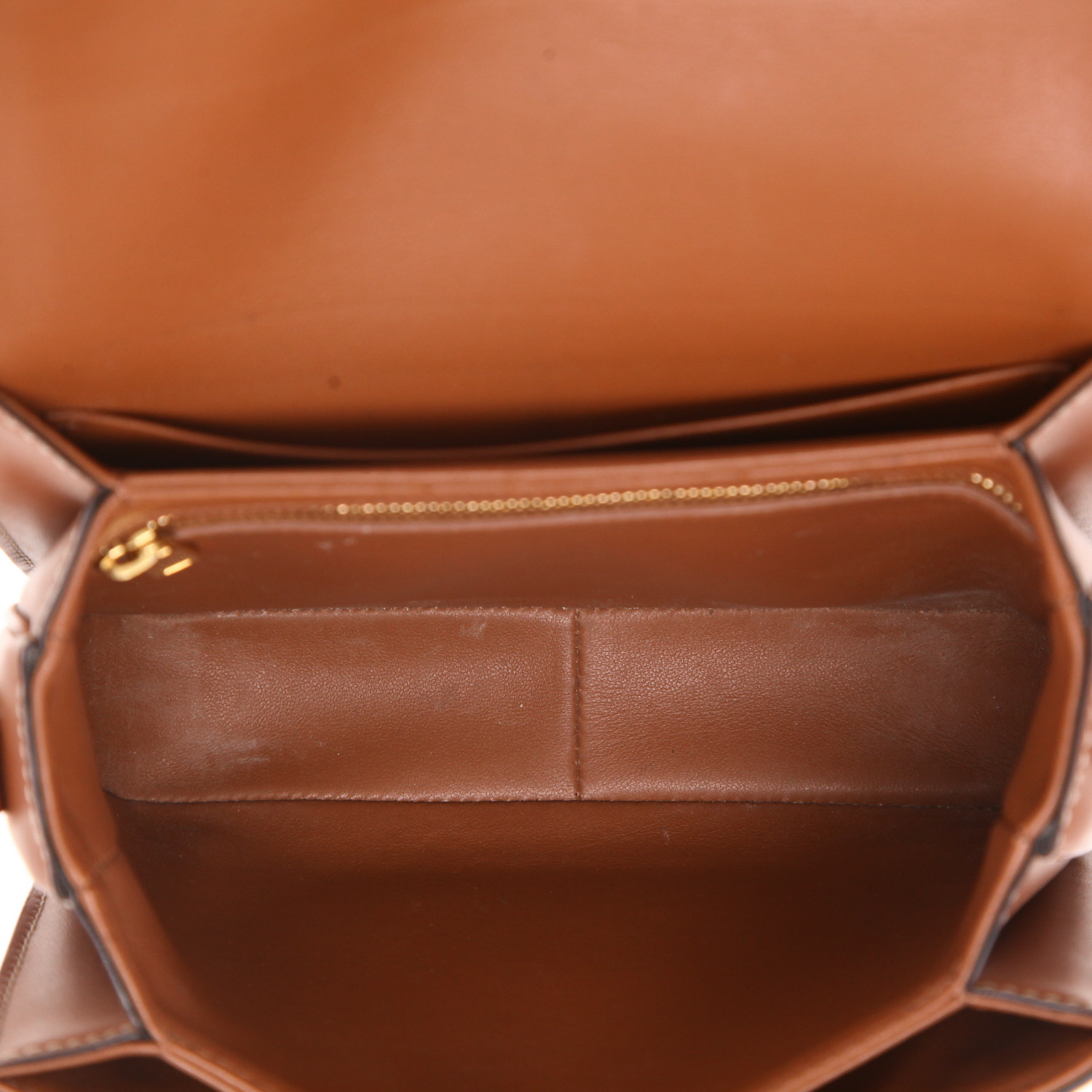 Celine Triomphe shoulder bag in brown Triomphe canvas and brown leather - Detail D3