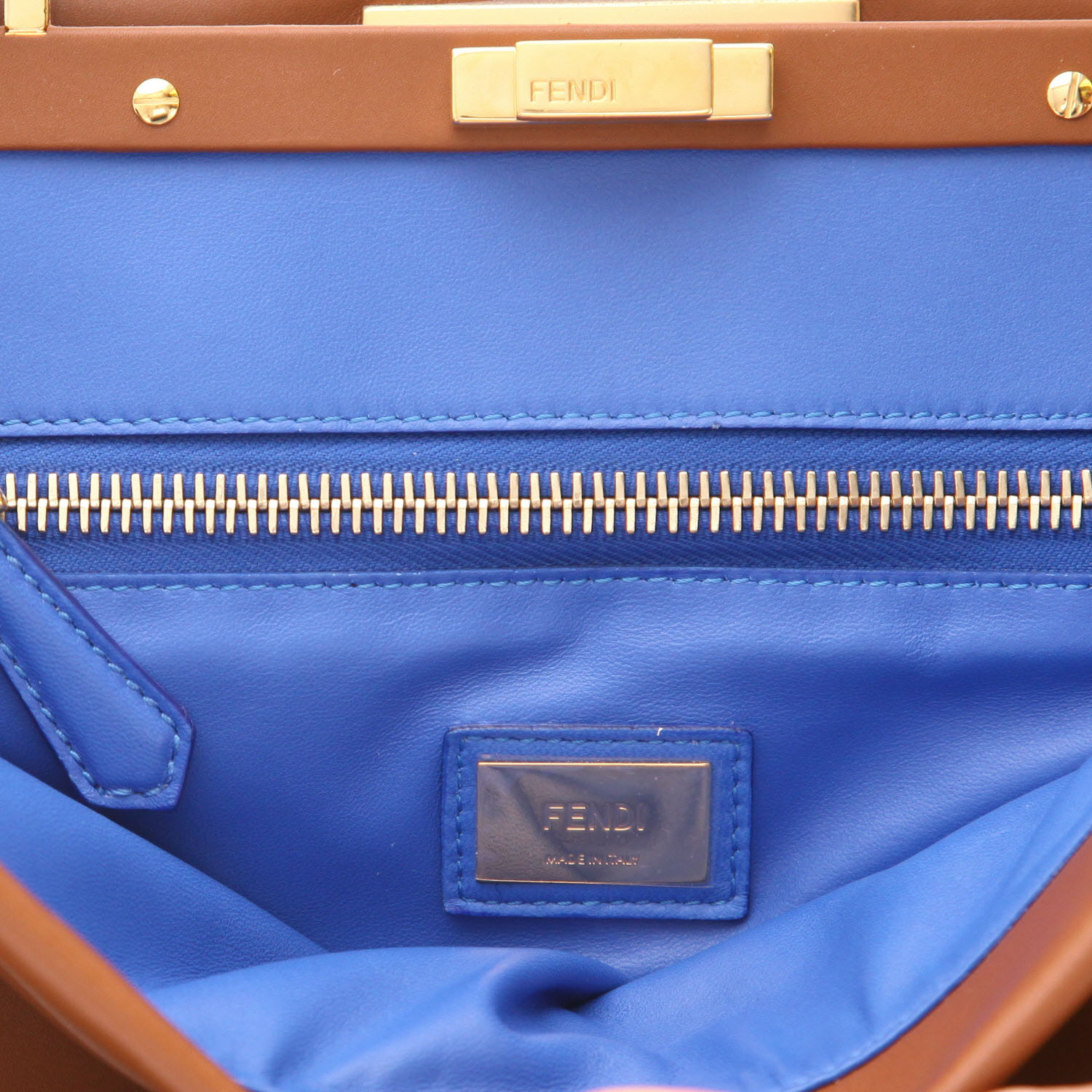 Borsa Fendi Peekaboo in pelle marrone - Detail D2