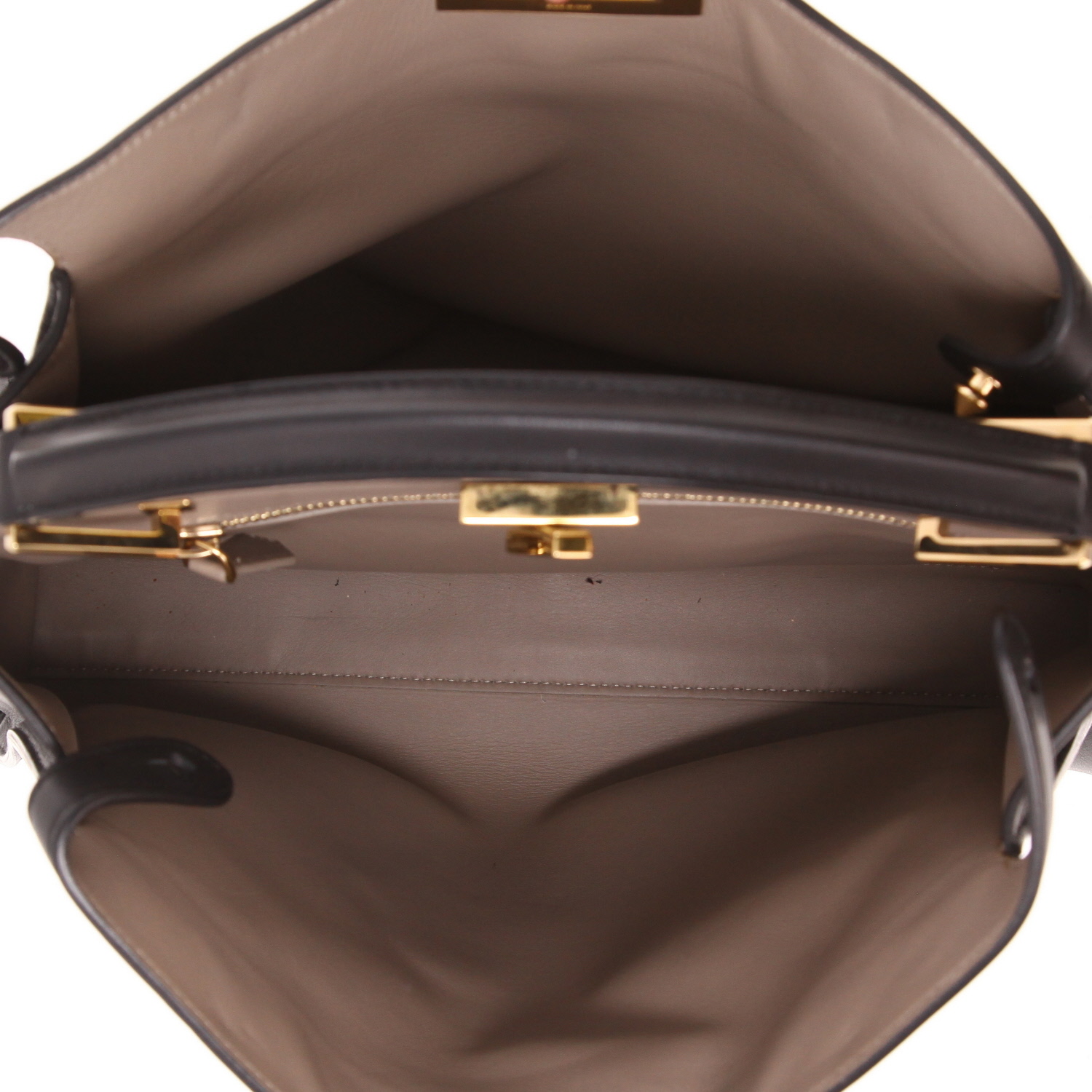 Sac à main Fendi  Peekaboo en cuir noir - Detail D3