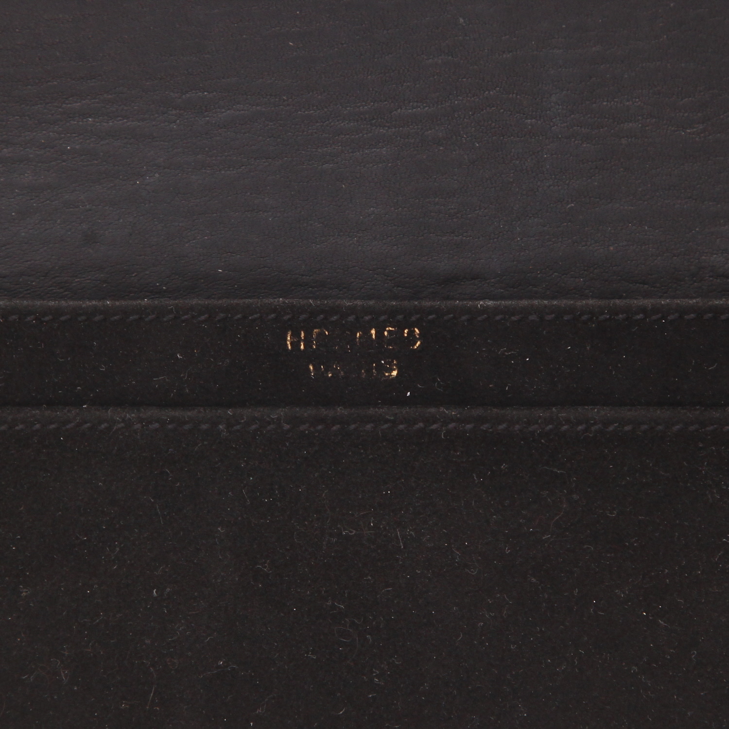 Hermès clutch bag in black Doblis calfskin - Detail D2