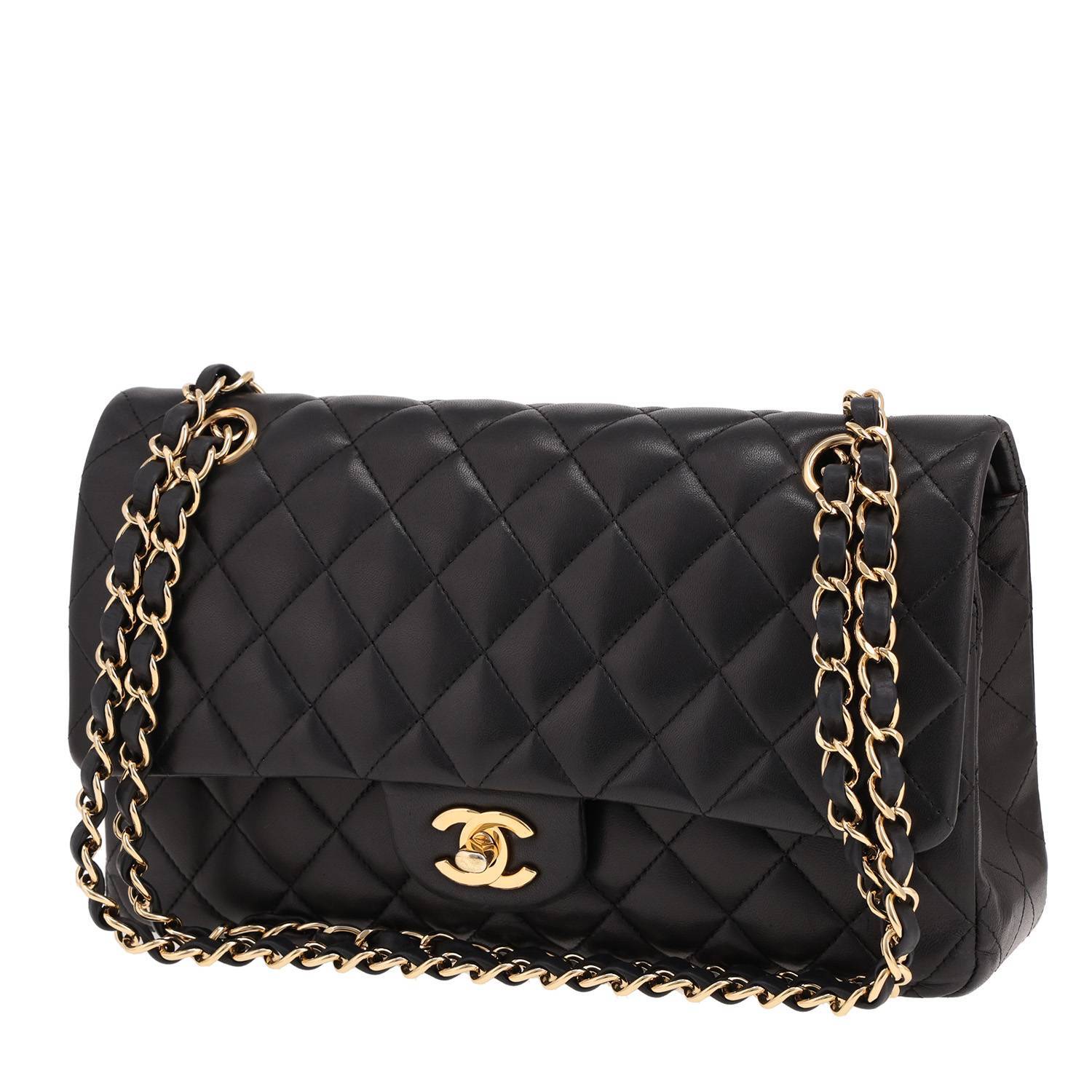 Sac à main Chanel Timeless Classic en cuir matelassé noir