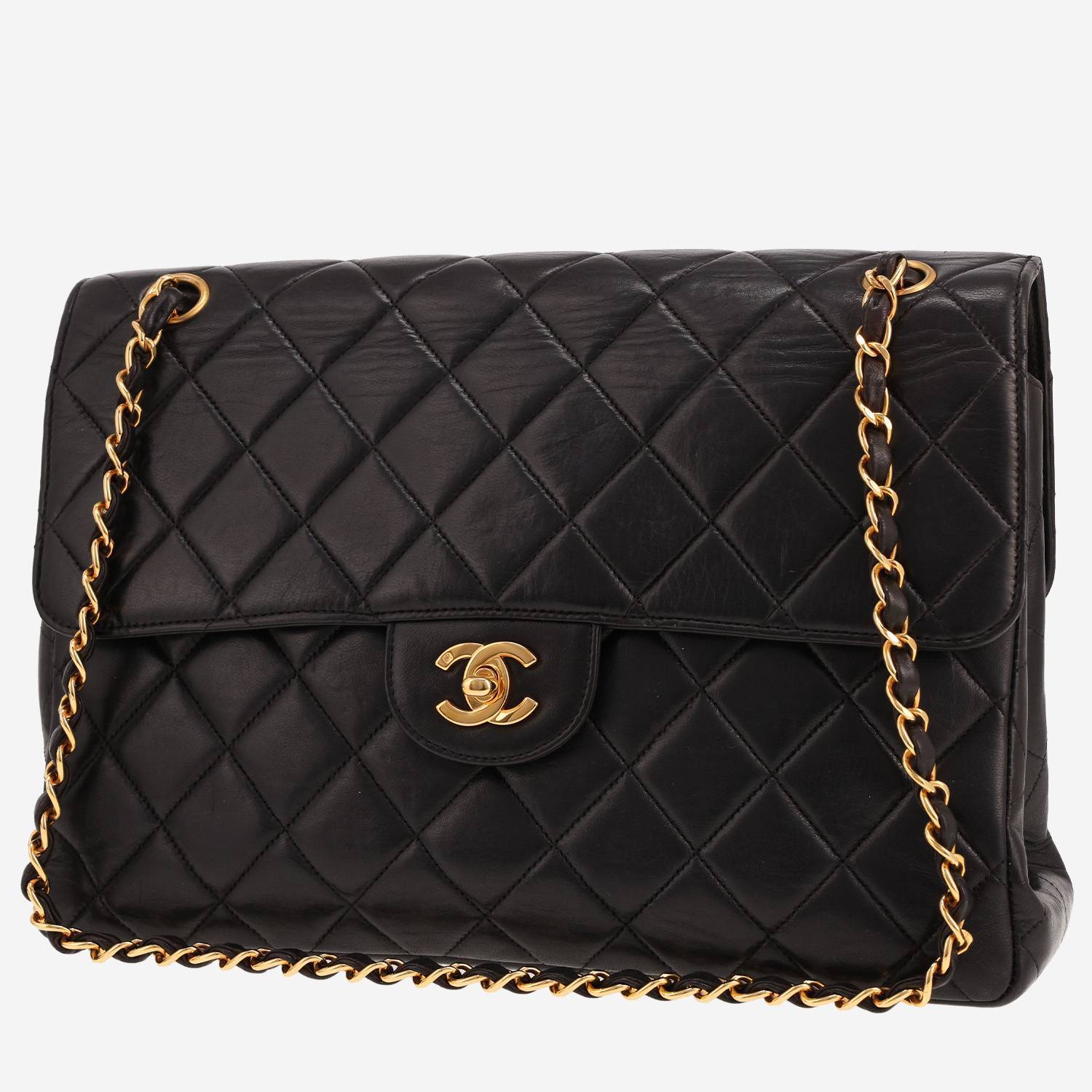 Chanel Timeless Jumbo handbag in black quilted leather