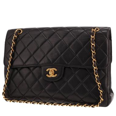 Chanel Timeless Jumbo handbag in Noir quilted grained leather
