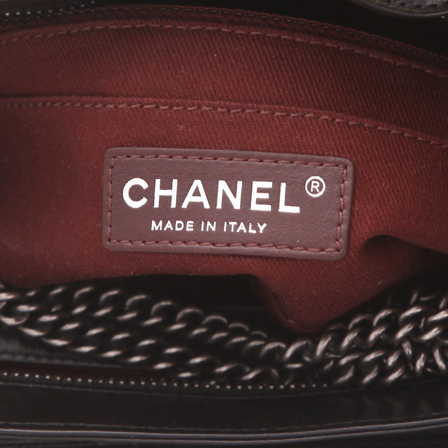 Pochette Chanel   in pelle nera invecchiata - Detail D2