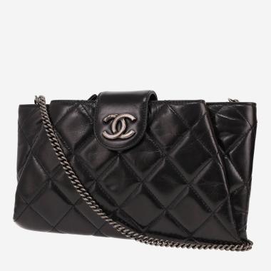 Pochette Chanel   en cuir vieilli noir