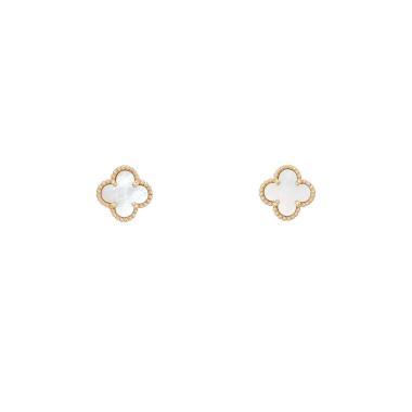 Par de pendientes «Sweet Alhambra» de Van Cleef & Arpels, en oro amarillo y nácar