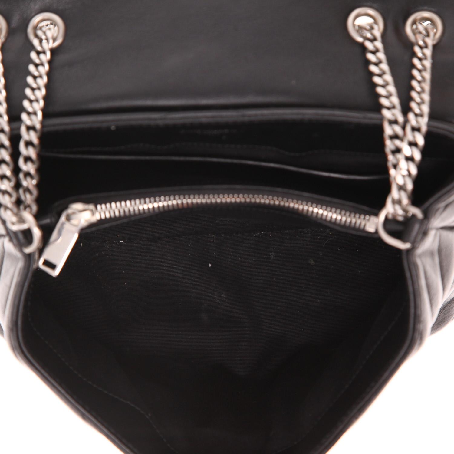 Borsa a tracolla Saint Laurent Loulou in pelle trapuntata a spina di pesce Noir - Detail D3