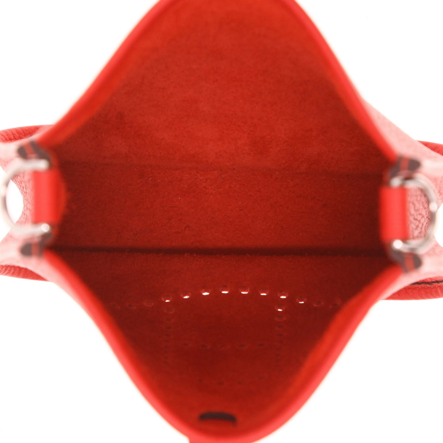 Bolso bandolera Hermès «Evelyne 16 cm» de piel de ternero «Clémence» en color Rojo Radiante - Detail D3