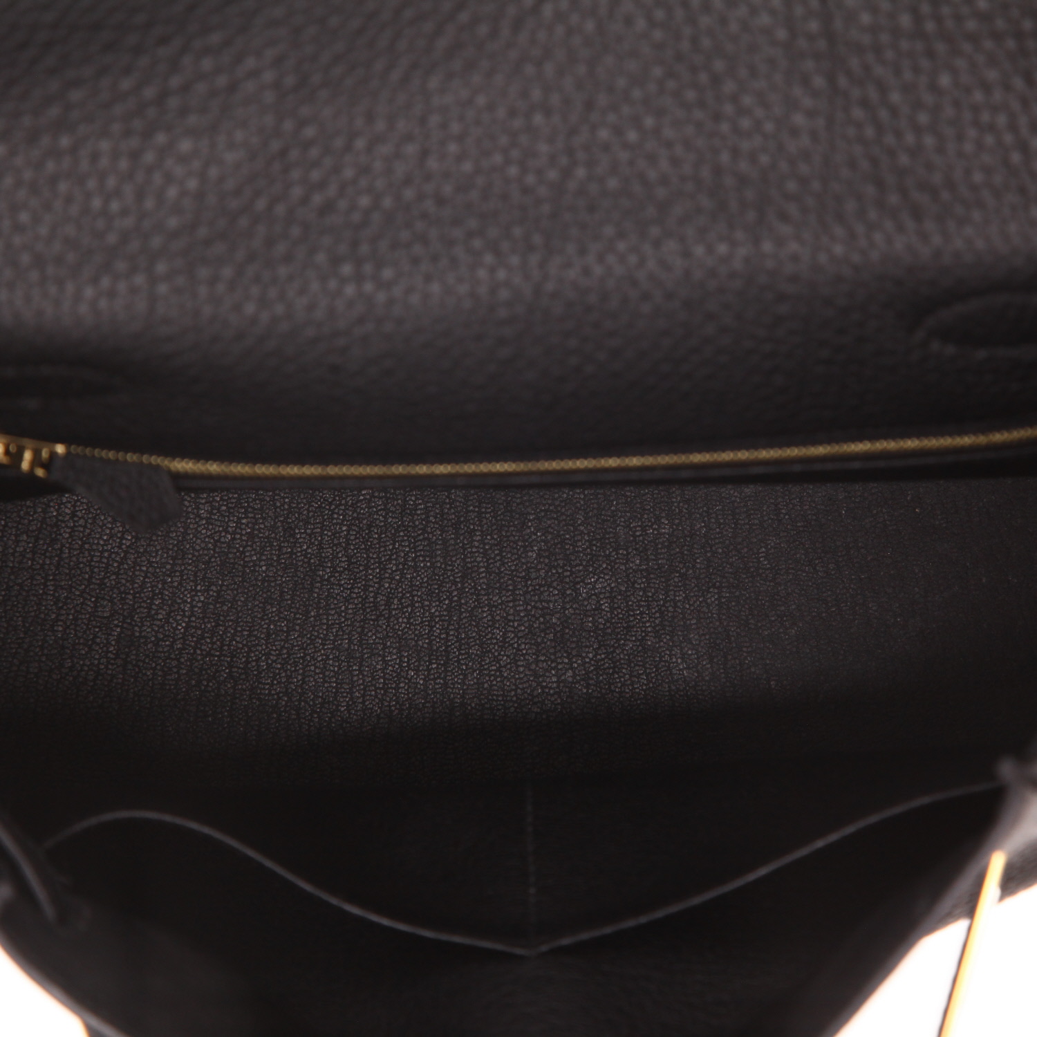 Hermès Kelly handbag, 28 cm, in Noir Togo leather - Detail D3