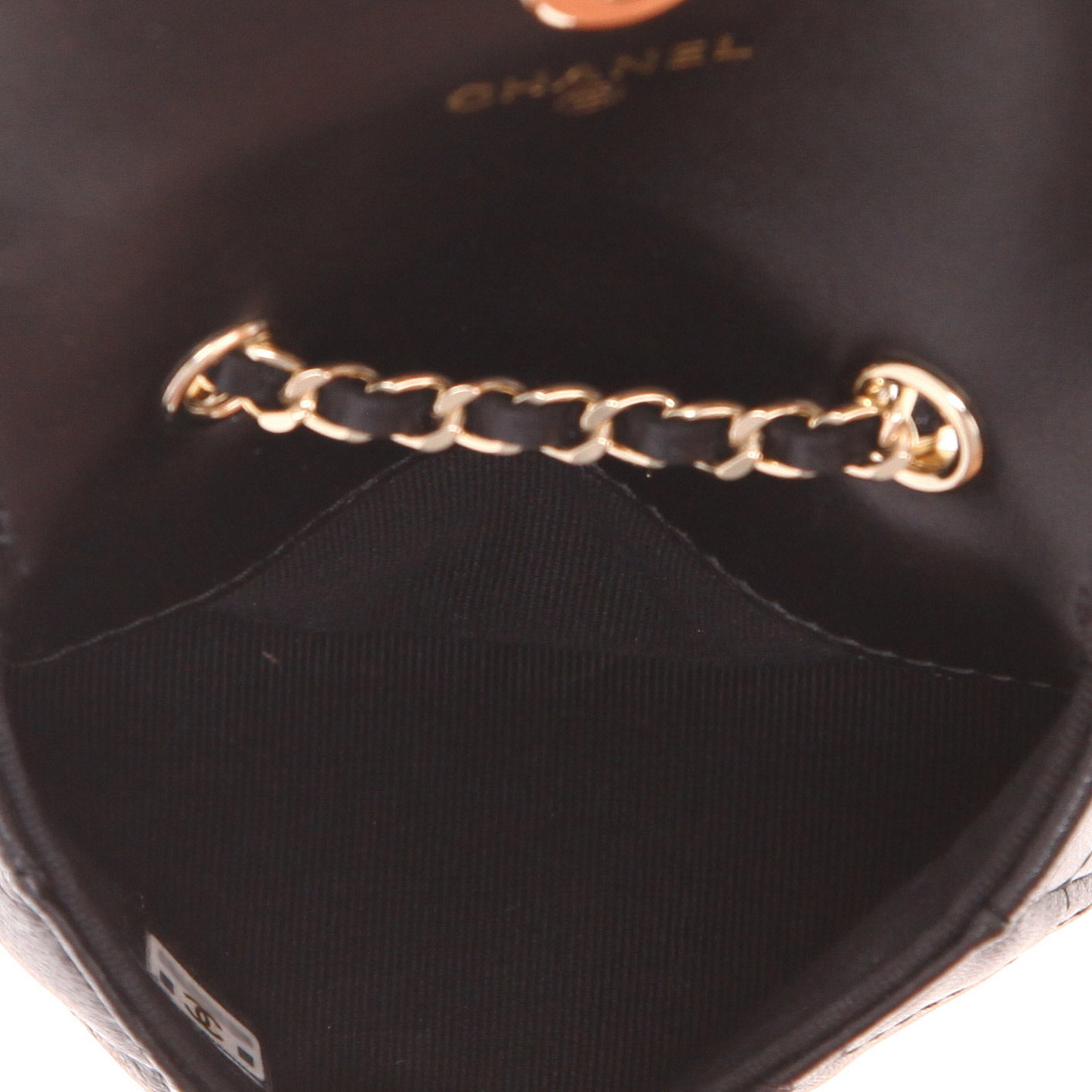 Borsa a tracolla Chanel  mini  in pelle trapuntata nera - Detail D3