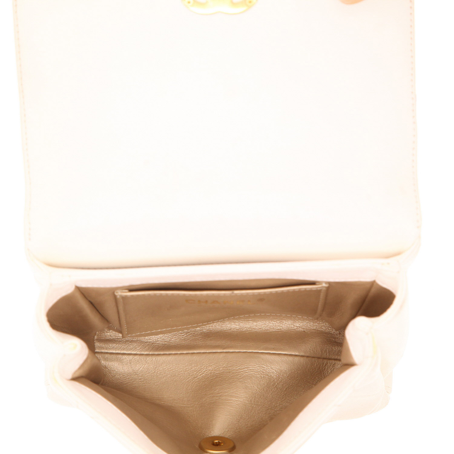 Bolso bandolera de Chanel  Bolso con solapa de piel acolchada blanca - Detail D3