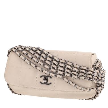Chanel Timeless handbag in Blanc Cassé quilted leather