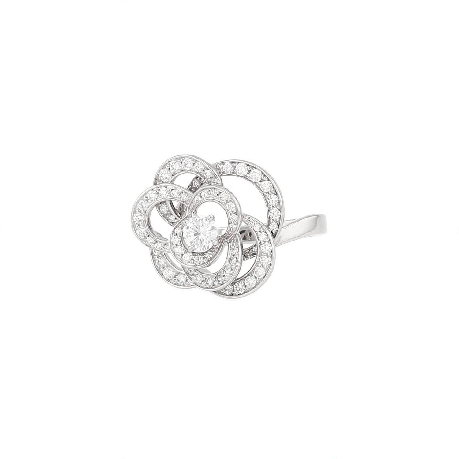 Bague Chanel Camélia or blanc diamants occasion
