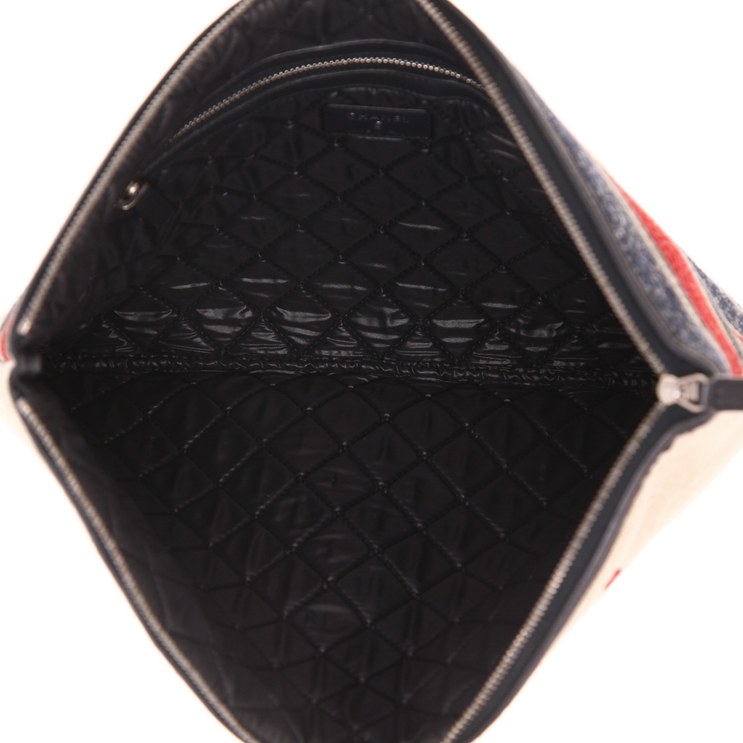 Chanel Deauville clutch bag in beige, red and blue canvas - Detail D3