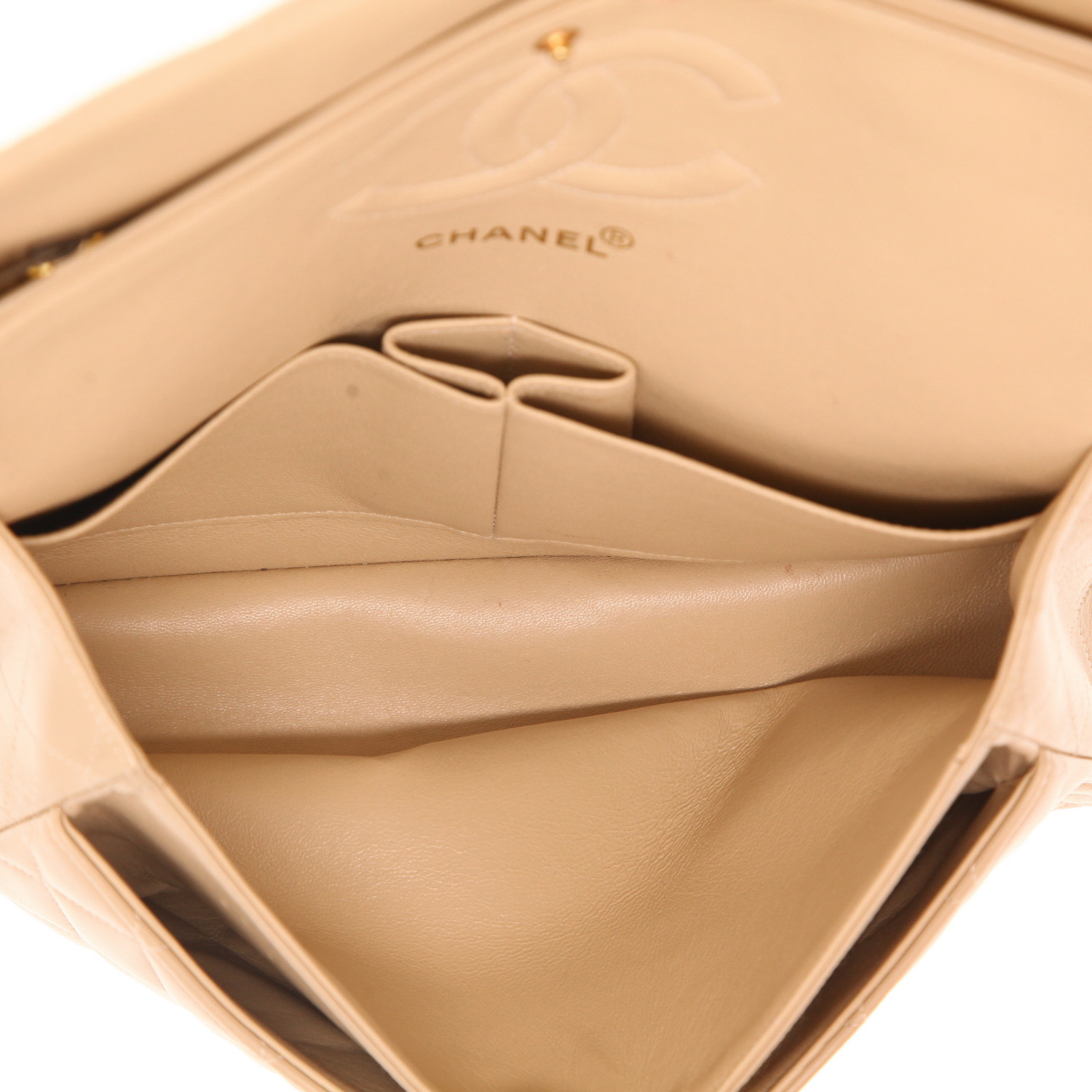 Sac à main Chanel  Timeless Classic en cuir matelassé beige - Detail D3