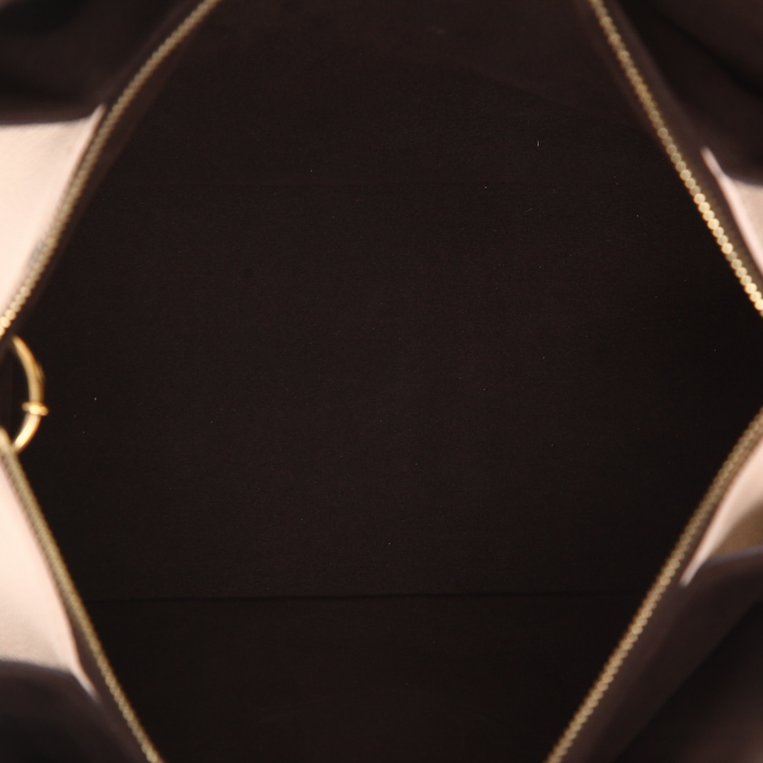 Louis Vuitton Vendôme handbag in brown Monogram canvas and beige Clémence calfskin - Detail D3