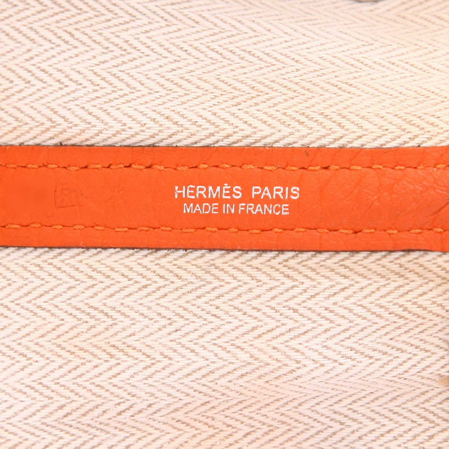 Hermès Garden Party 36 cm tote bag in Orange Clémence calfskin - Detail D2