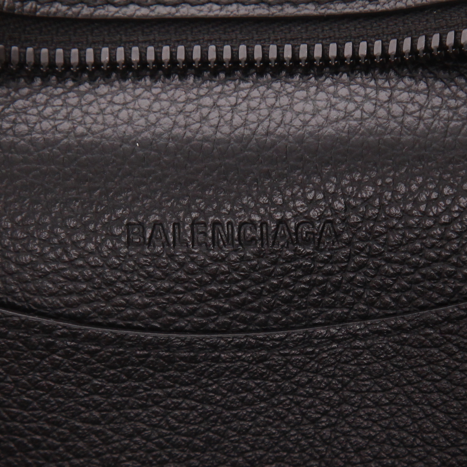 Balenciaga Neo Classic shoulder bag in black leather - Detail D2