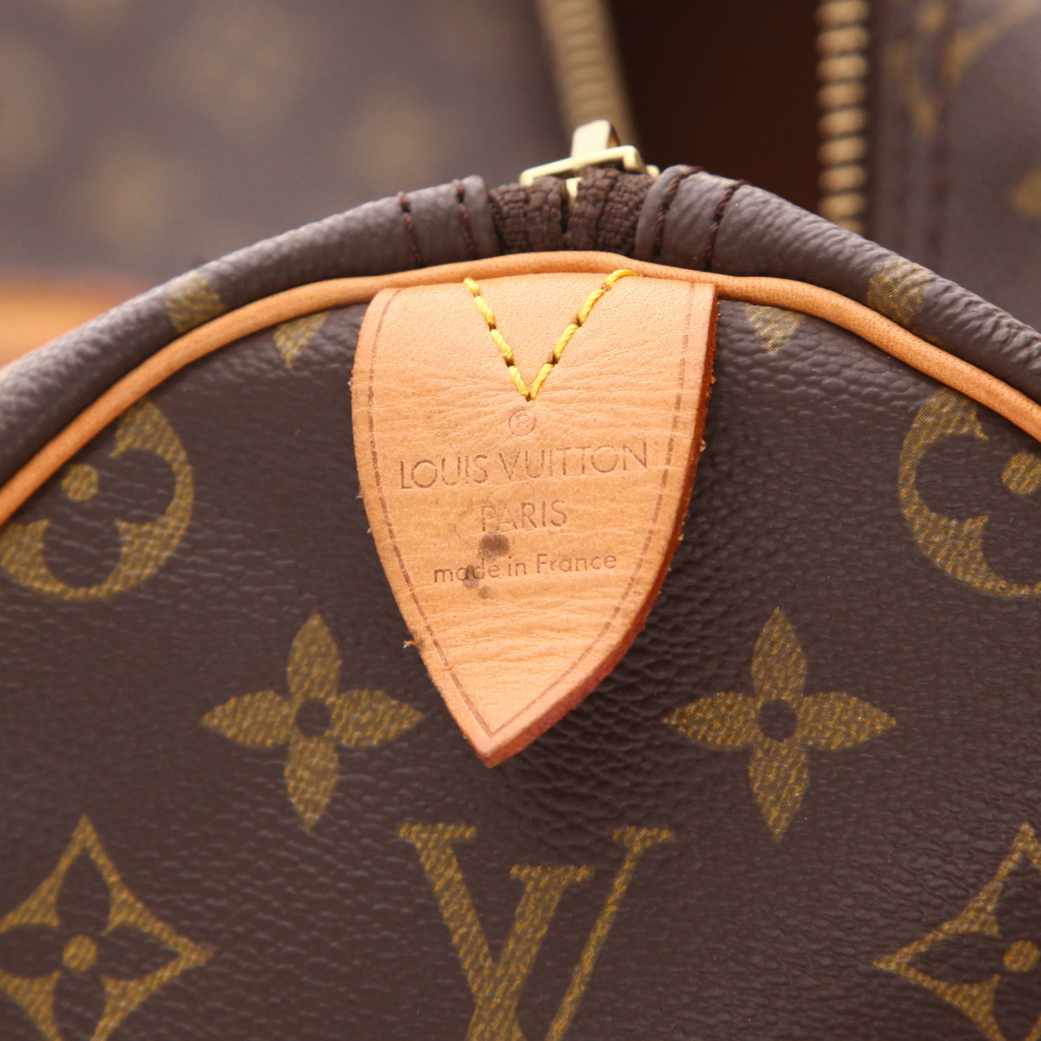 Borsa da viaggio Louis Vuitton Keepall 50 in tela Monogram marrone e pelle naturale - Detail D2