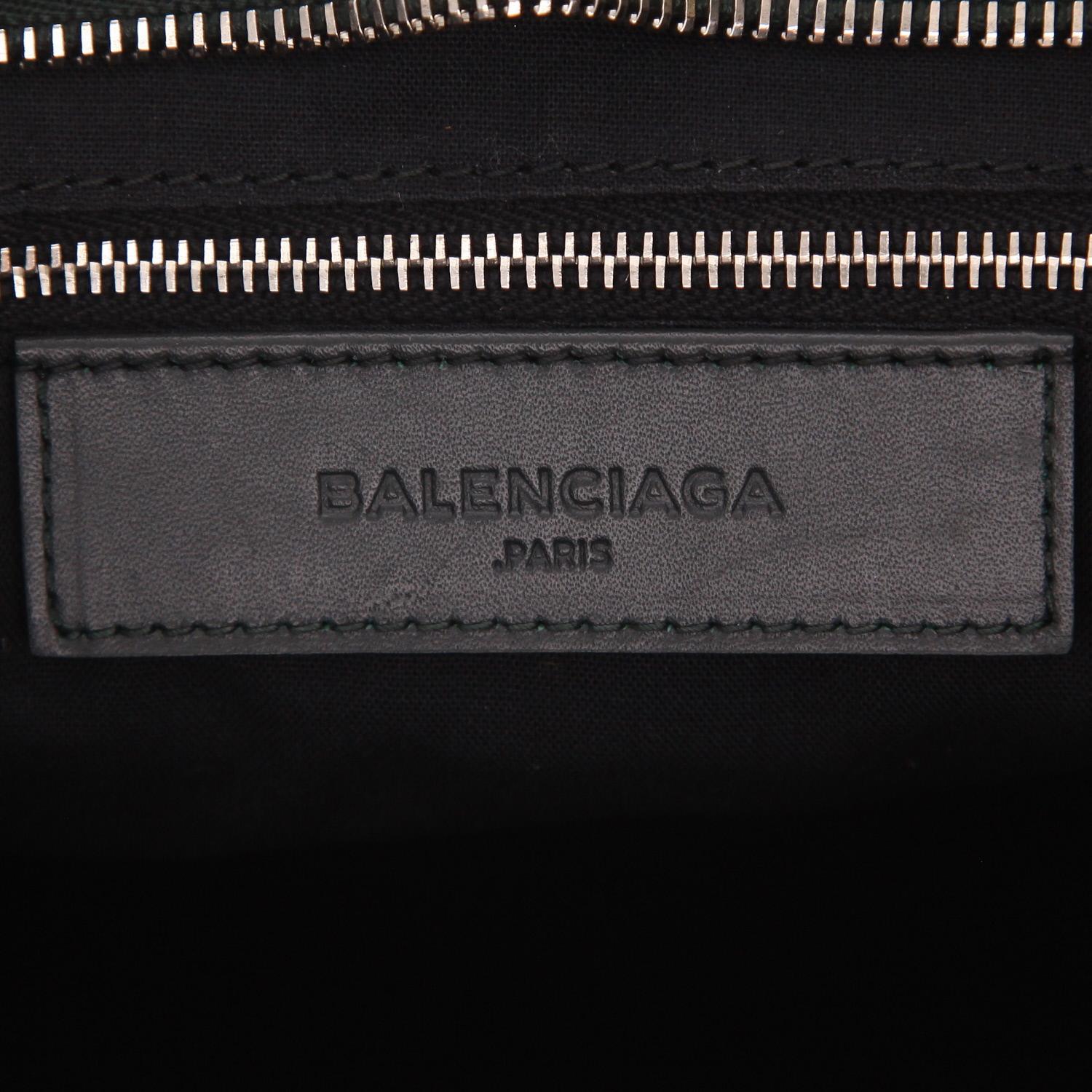 Borsa Balenciaga City in pelle lucida verde e pelle verniciata verde - Detail D2