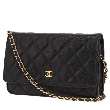 Chanel ‘Wallet on Chain’ shoulder bag in Noir quilted grained leather