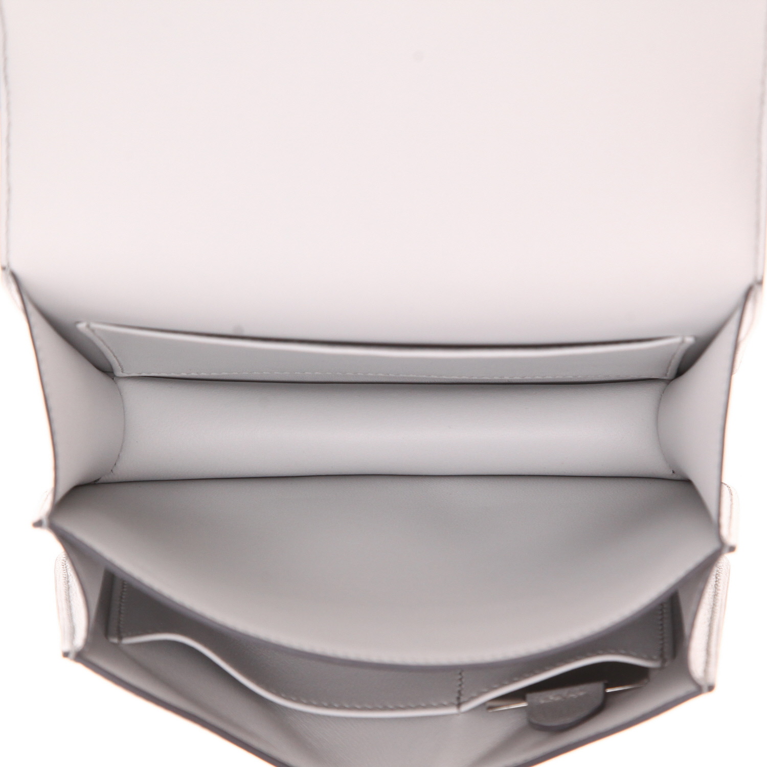 Hermès Constance handbag in silver-coloured chamkilight goatskin - Detail D3