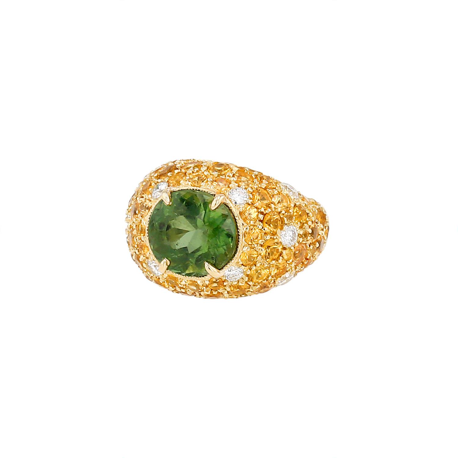 Bague Vintage en or jaune, tourmaline verte, saphirs jaune et diamants