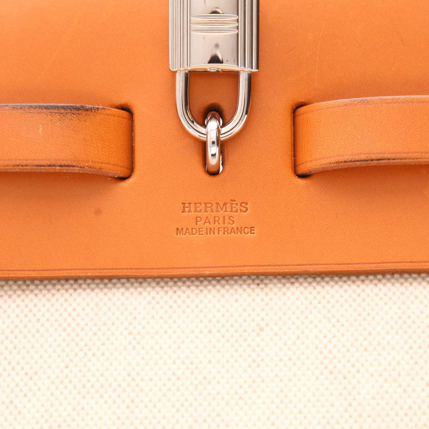 Hermès Herbag shoulder or handbag in beige canvas and Hunter cowhide - Detail D2