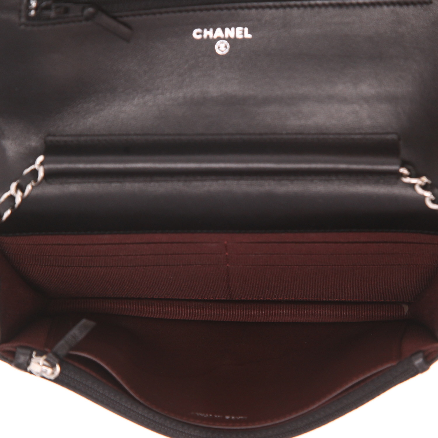 Sac bandoulière Chanel  Wallet on Chain en cuir matelassé noir - Detail D3