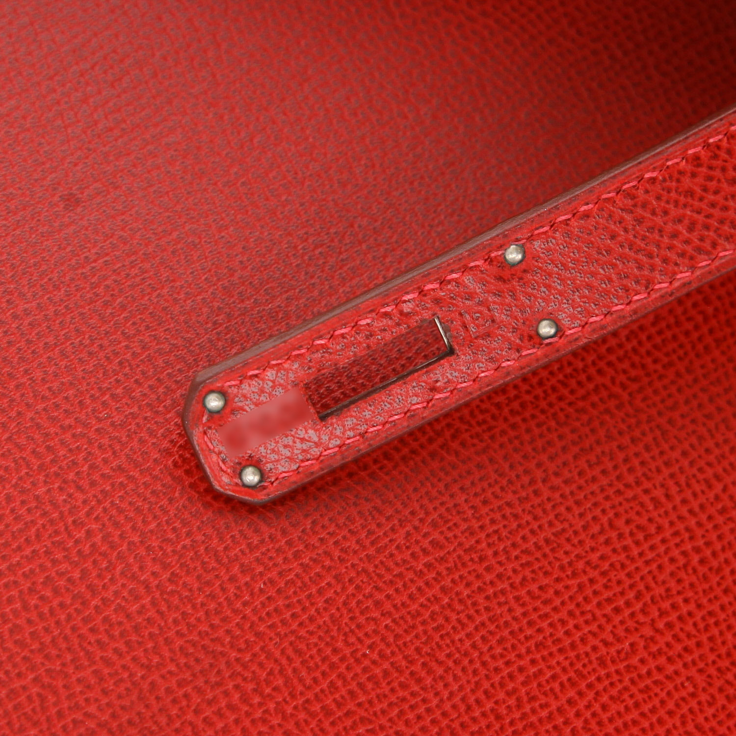 Hermès Kelly 32 cm handbag in Rouge Vif Courchevel leather - Detail D4