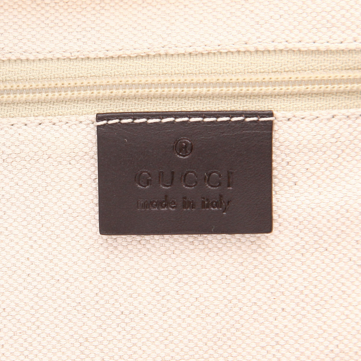 Sac à main Gucci  Sukey en toile beige et cuir marron - Detail D2
