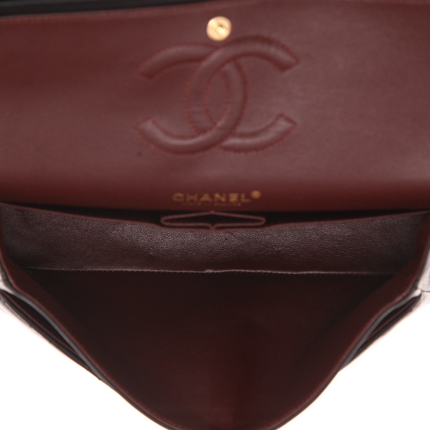 Chanel Timeless Classic handbag in black quilted leather - Detail D3