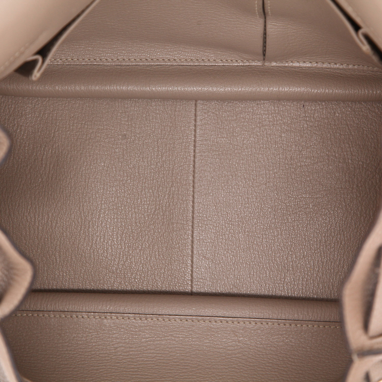 Hermès Jypsiere 34 cm shoulder bag in Gris Tourterelle Togo leather - Detail D3