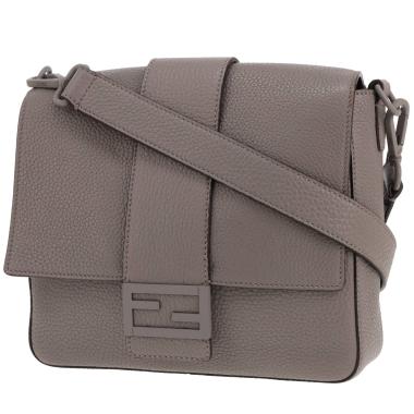 Bolso bandolera Fendi «Baguette Messenger», modelo mediano, de piel granulada gris