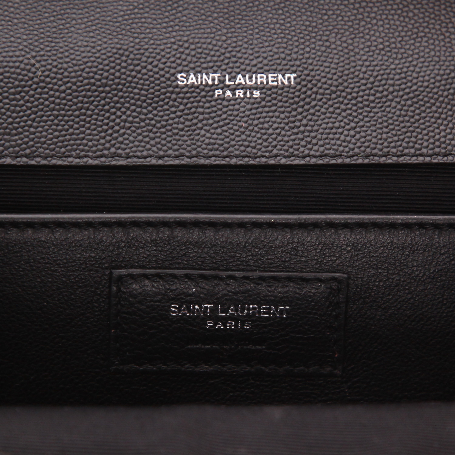 Bolso bandolera Saint Laurent «Kate» de piel granulada negra - Detail D2