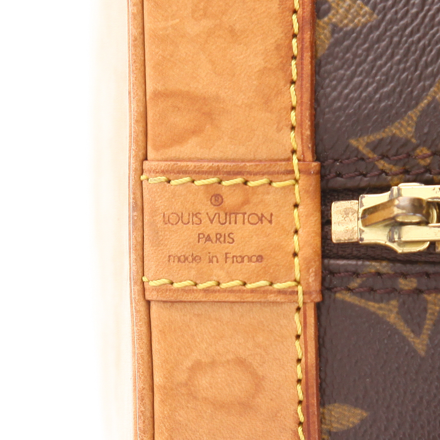 Louis Vuitton Alma medium handbag in brown Monogram canvas and natural leather - Detail D2