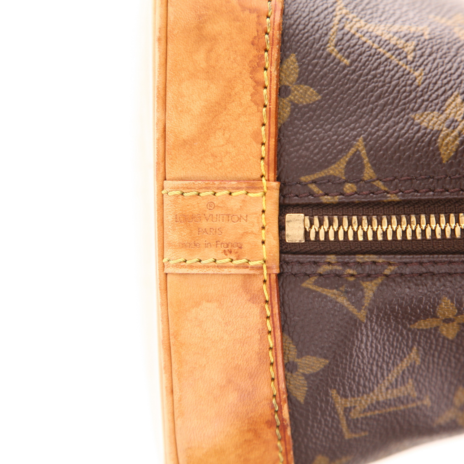 Louis Vuitton Alma medium handbag in brown Monogram canvas and natural leather - Detail D2