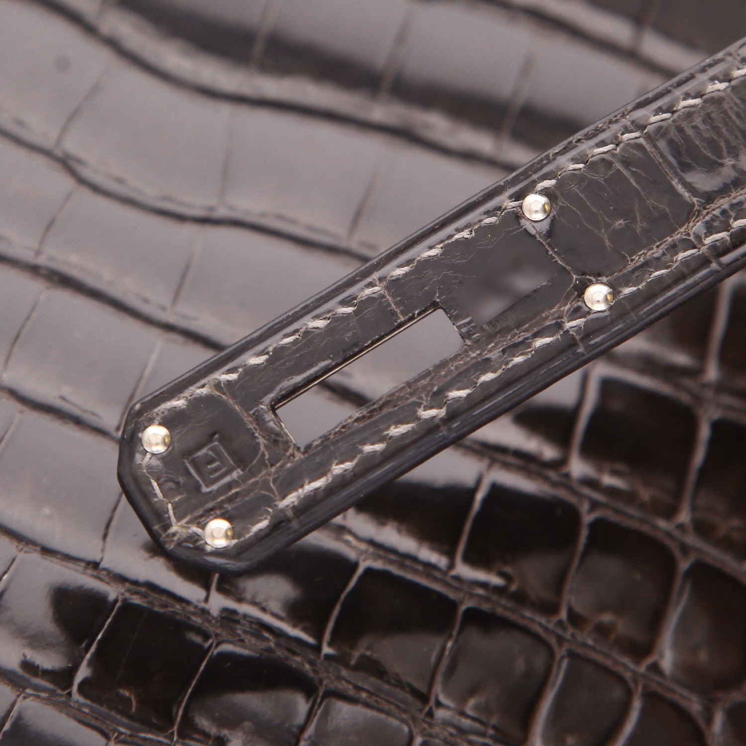 Hermès Birkin 35 cm handbag in Graphite grey porosus crocodile leather - Detail D4