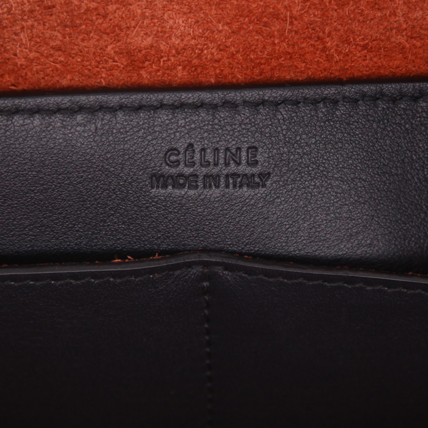 Celine Soft Cube shoulder bag in red and Bleu Marine leather - Detail D2