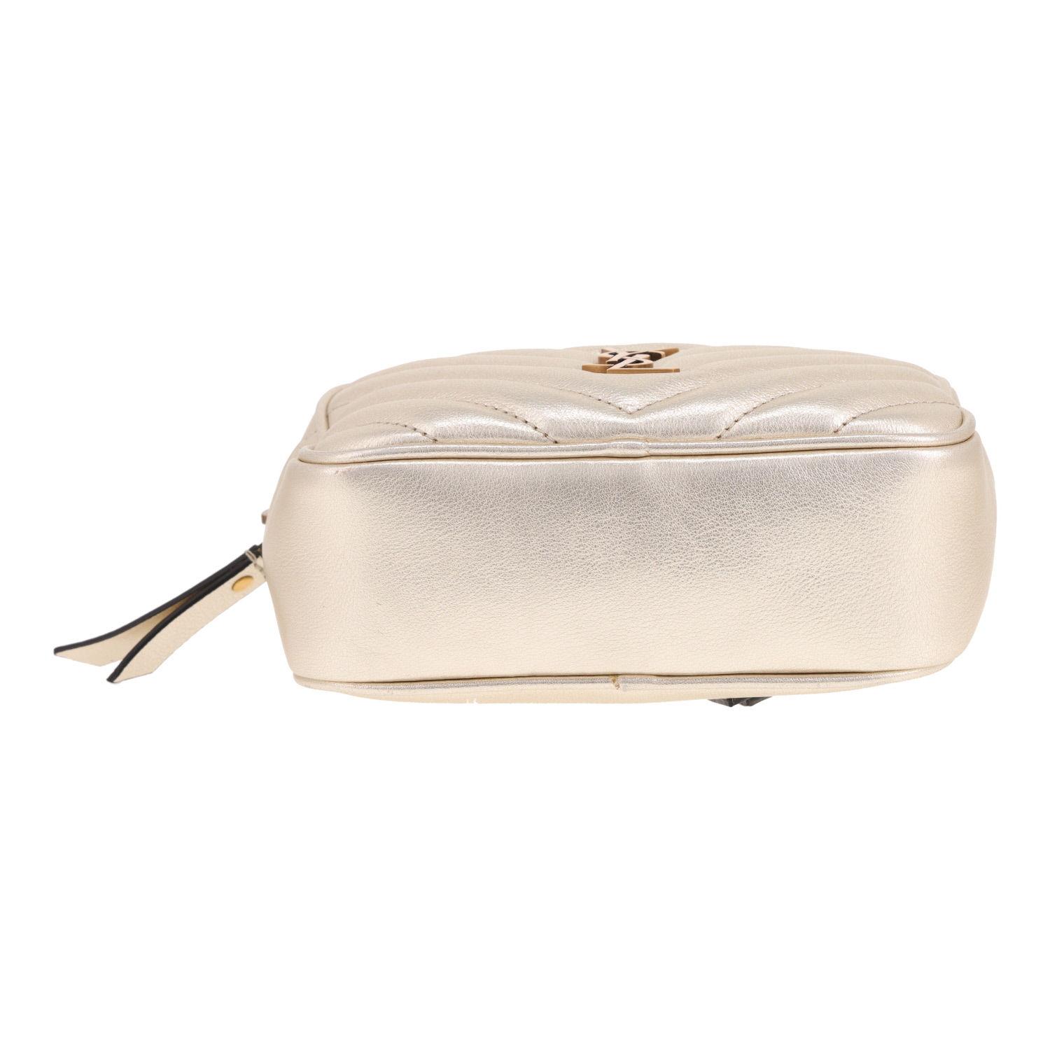 Sac bandoulière Saint Laurent  Lou Sac Caméra mini  en cuir matelassé chevrons doré - Detail D1