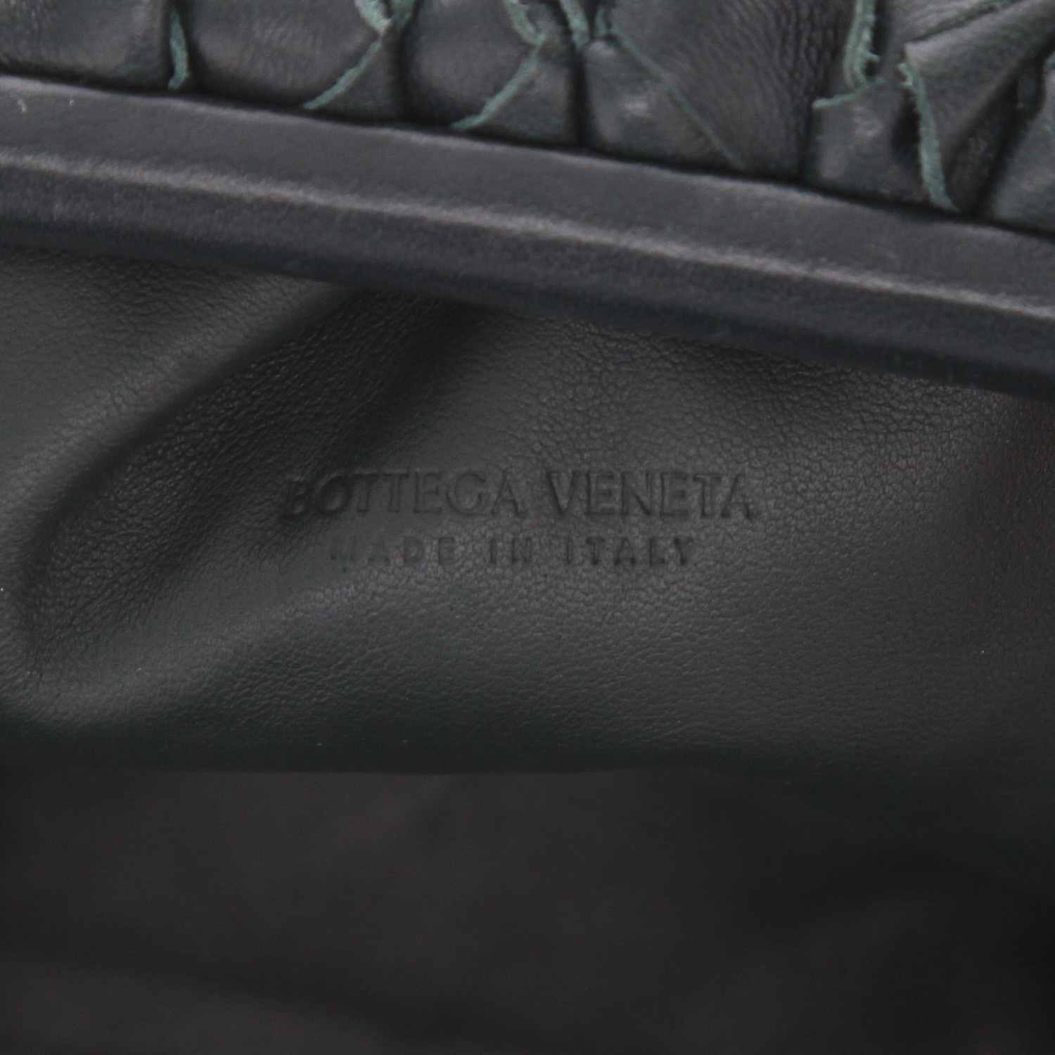 Sac bandoulière Bottega Veneta  Pouch mini  en cuir intrecciato vert - Detail D2