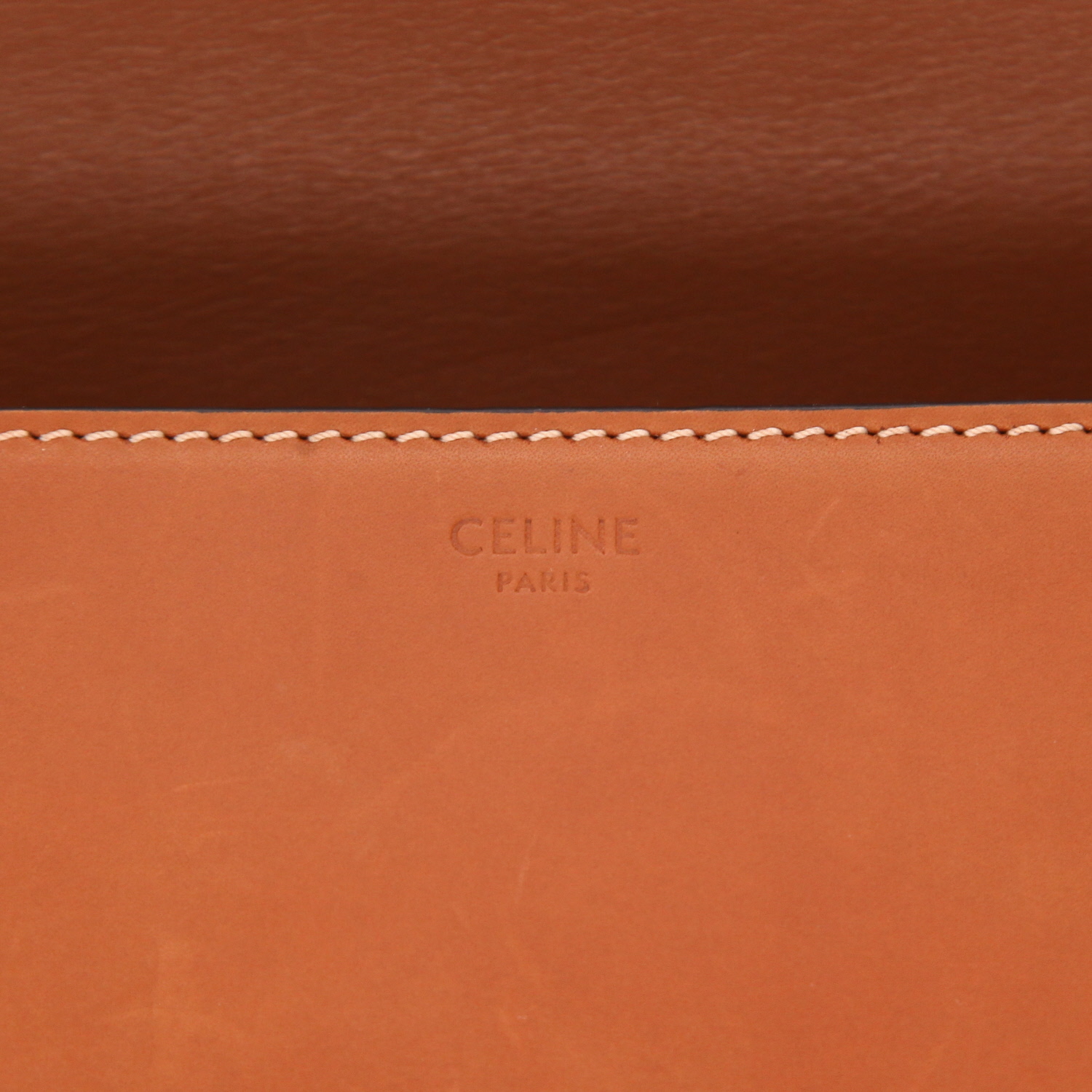 Celine Triomphe Teen handbag in natural leather - Detail D2